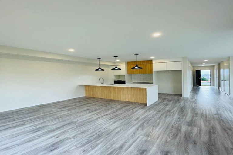 Photo of property in 46 Paina Crescent, Massey, Auckland, 0614