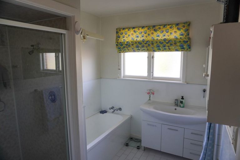 Photo of property in 179 Grimseys Road, Redwood, Christchurch, 8051
