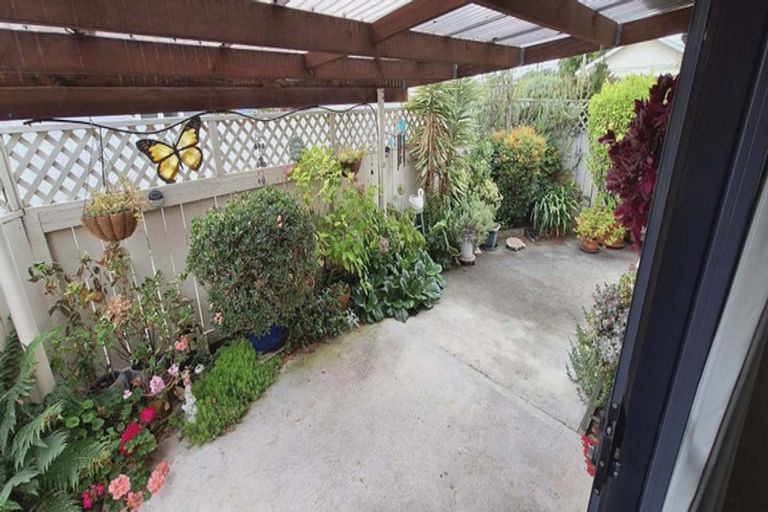 Photo of property in 1/305 Park Road South, Akina, Hastings, 4122