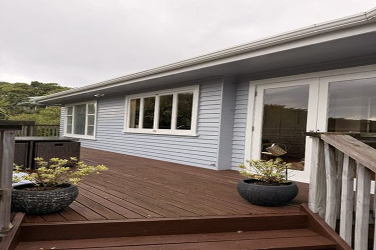 Photo of property in 30 Spencer Street, Crofton Downs, Wellington, 6035