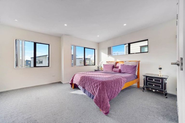 Photo of property in 73 Bellbird Street, Papakura, 2110