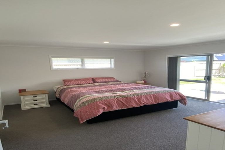 Photo of property in 126 Puhirake Crescent, Pyes Pa, Tauranga, 3112