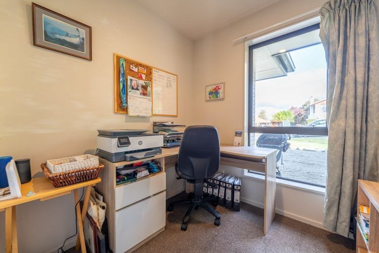 Photo of property in 12 Darby Street, Geraldine, 7930