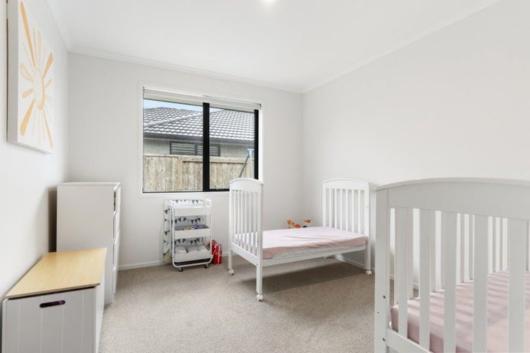 Photo of property in 69 Hills View Drive, Papamoa, 3118