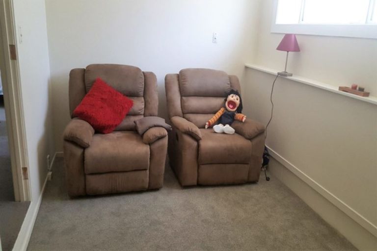 Photo of property in 7 Rodney Street, Howick, Auckland, 2014