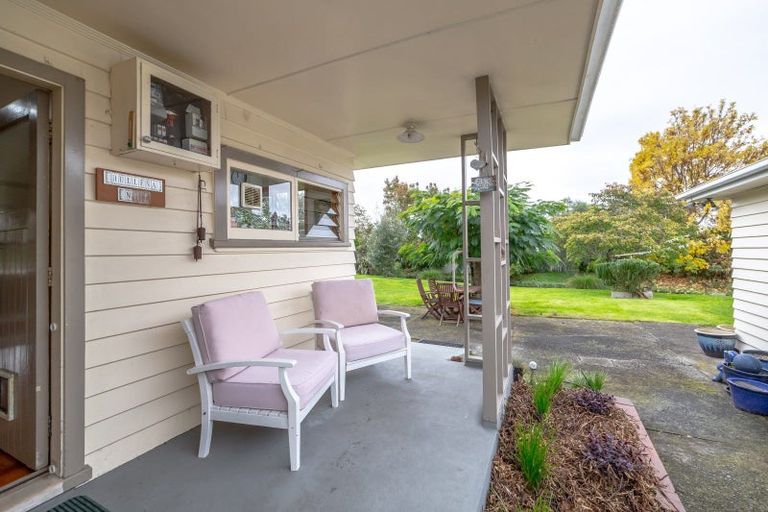 Photo of property in 12 Weka Place, Masterton, 5810