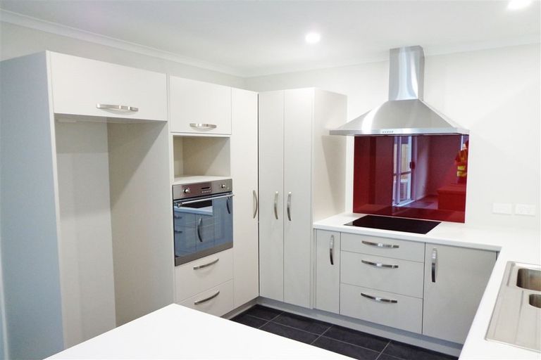 Photo of property in 6 Ridgedale Crescent, Flagstaff, Hamilton, 3210