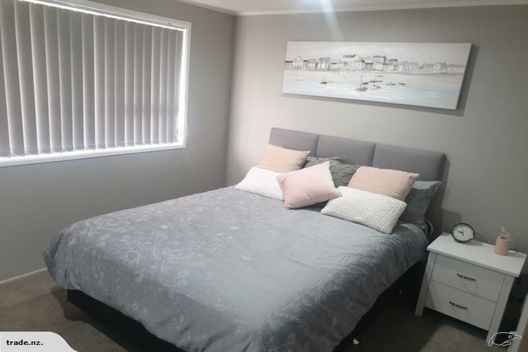 Photo of property in 43 Othello Drive, Clover Park, Auckland, 2023