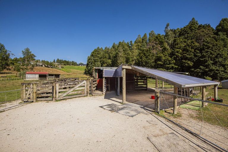 Photo of property in 12 Willow Lane, Maungaturoto, 0588