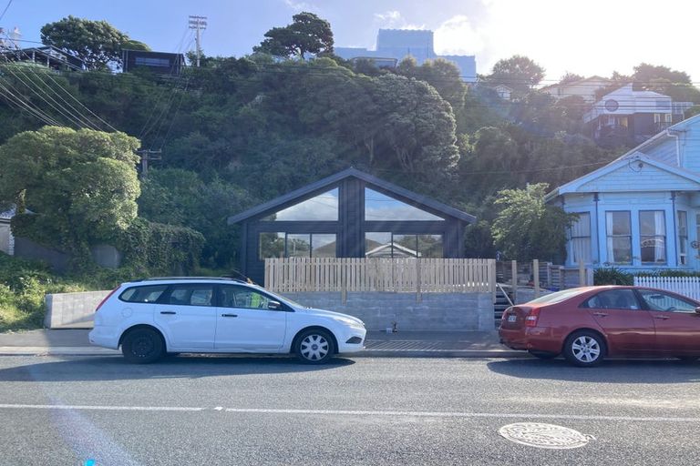 Photo of property in 34 Ferry Street, Seatoun, Wellington, 6022