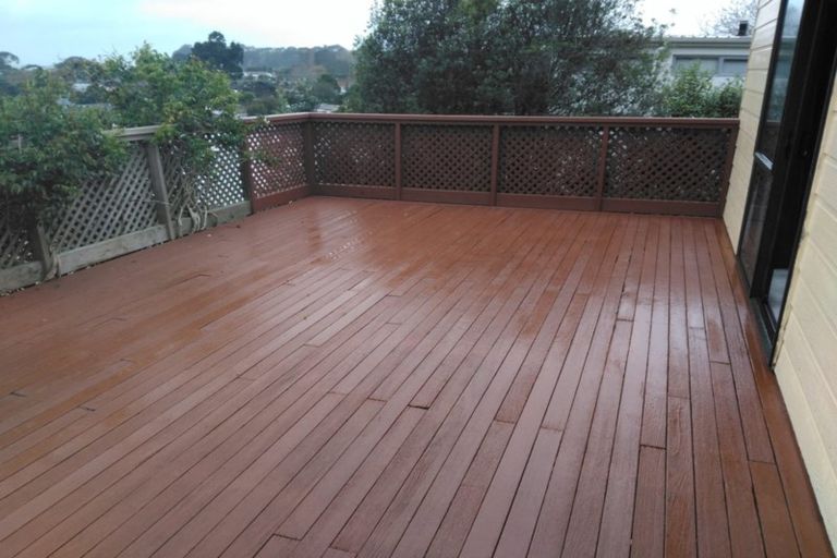 Photo of property in 1/12 Holiday Road, Stanmore Bay, Whangaparaoa, 0932