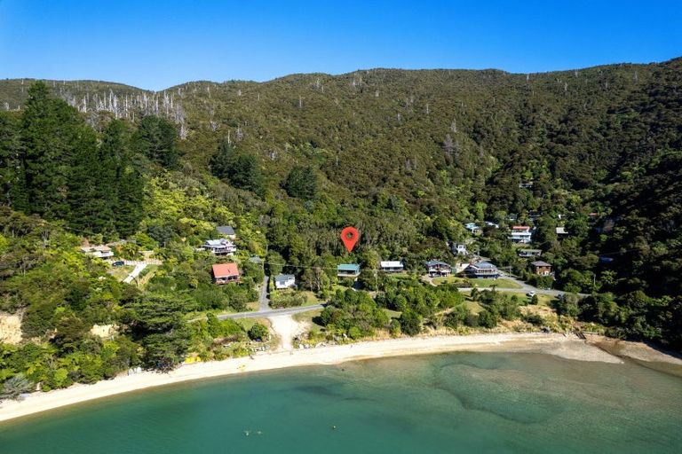 Photo of property in 3900 Kenepuru Road, Black Rock, Picton, 7282