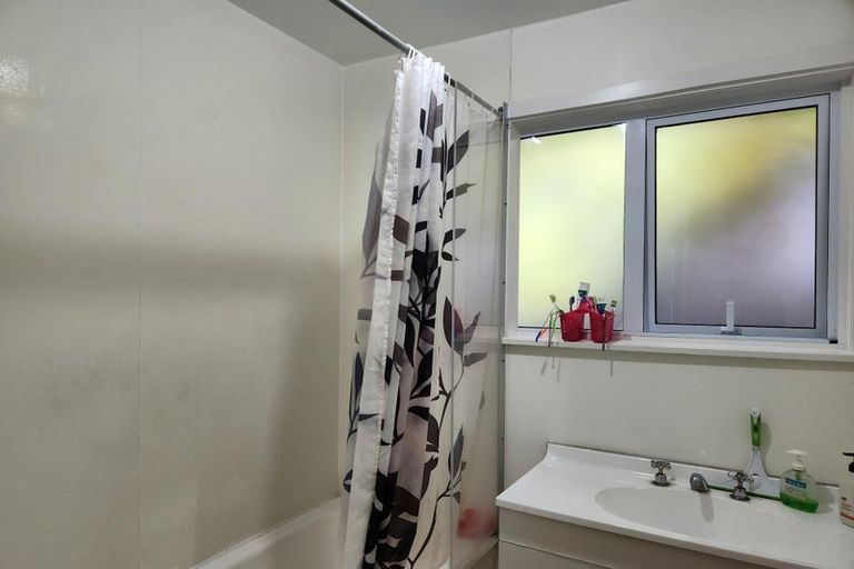 Photo of property in 405 Wairakei Road, Burnside, Christchurch, 8053