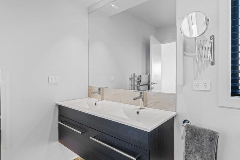 Photo of property in 18 Wai Terrace, Wharewaka, Taupo, 3330