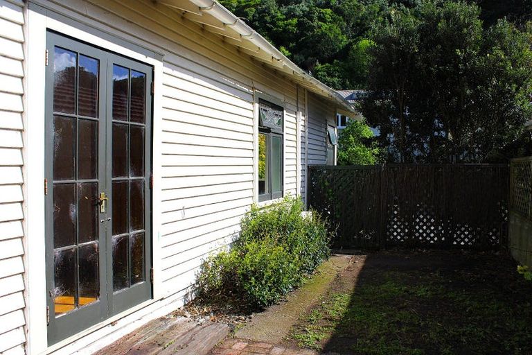 Photo of property in 49 Ribble Street, Island Bay, Wellington, 6023