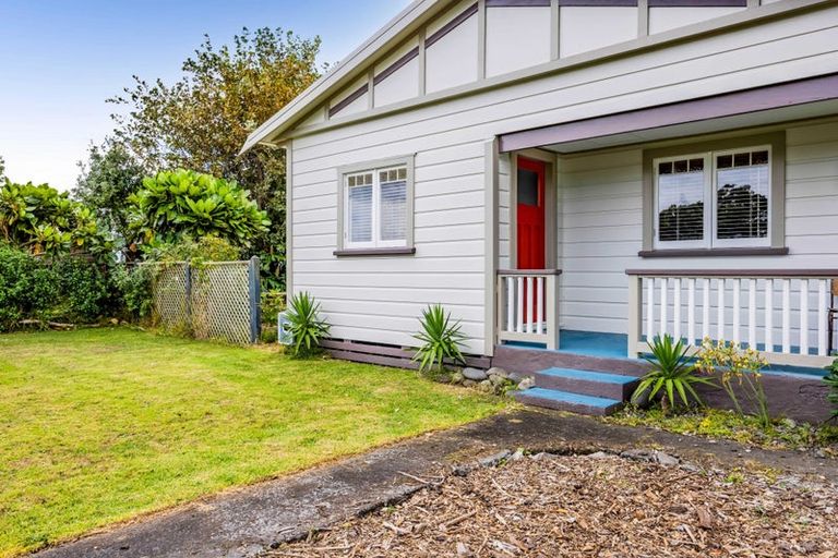 Photo of property in 63 King Street, Opunake, 4616