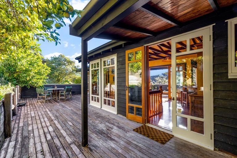 Photo of property in 17 Korimako Road, Days Bay, Lower Hutt, 5013