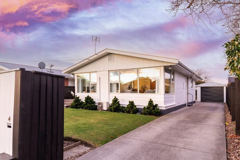 Photo of property in 2/4 Lansbury Avenue, Strowan, Christchurch, 8052