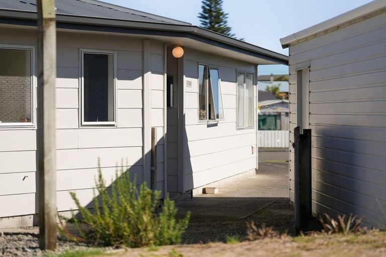 Photo of property in 10 Health Camp Road, Otaki Beach, Otaki, 5512