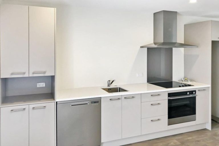 Photo of property in 72 Prado Drive, Pukekohe, 2120