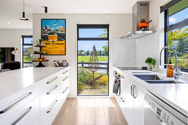 Photo of property in 56 Provincial Road, Halswell, Christchurch, 8025