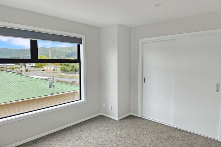 Photo of property in 10 Reading Street, Wainuiomata, Lower Hutt, 5014