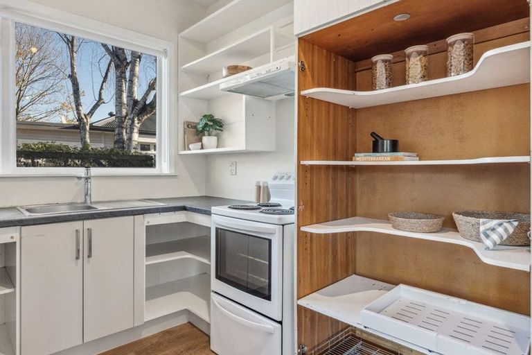 Photo of property in 15 Clarendon Terrace, Woolston, Christchurch, 8023