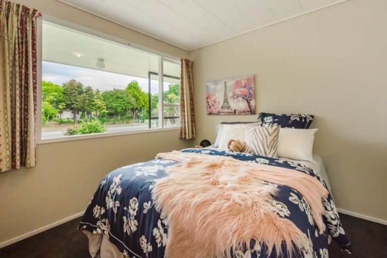 Photo of property in 5 Arlington Avenue, Waikanae, 5036
