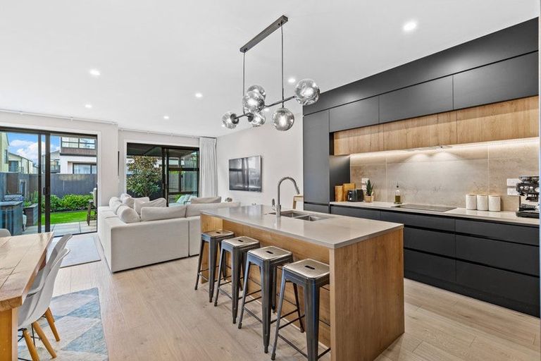 Photo of property in 48 Glidepath Road, Hobsonville, Auckland, 0616