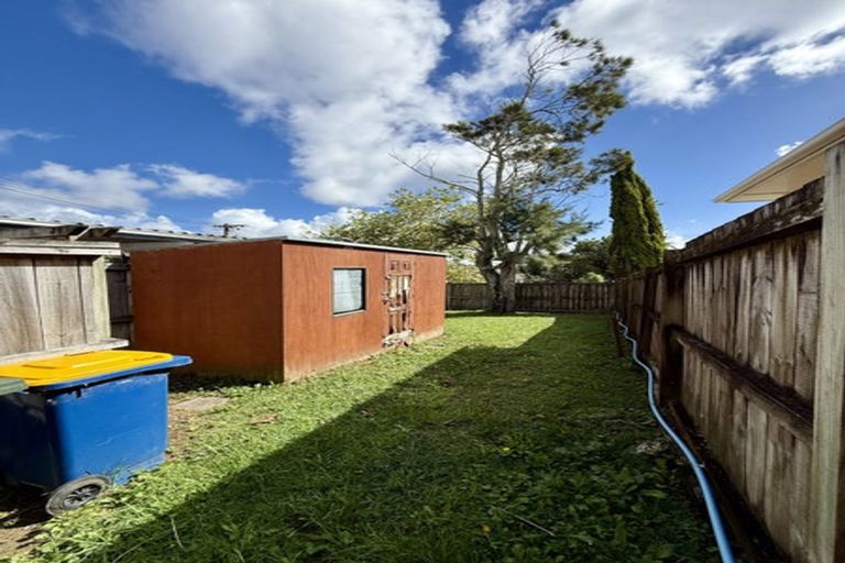 Photo of property in 1/150 Hutchinson Avenue, New Lynn, Auckland, 0600