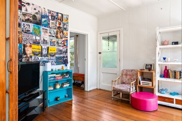 Photo of property in 22a Rangiuia Road, Tolaga Bay, 4077