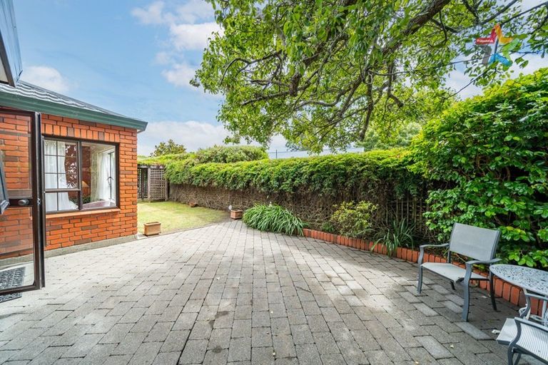 Photo of property in 2/945 High Street, Avalon, Lower Hutt, 5011