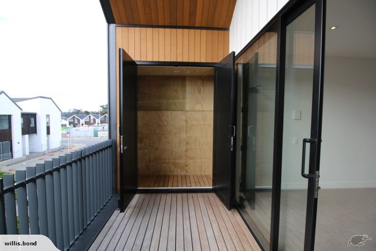 Photo of property in 10/117 Buckley Avenue, Hobsonville, Auckland, 0616