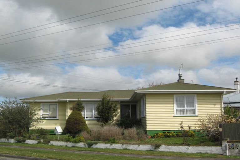 Photo of property in 155 Miranda Street, Stratford, 4332