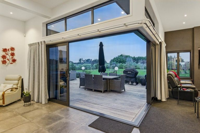 Photo of property in 518 Hickford Road, Foxton, 4891