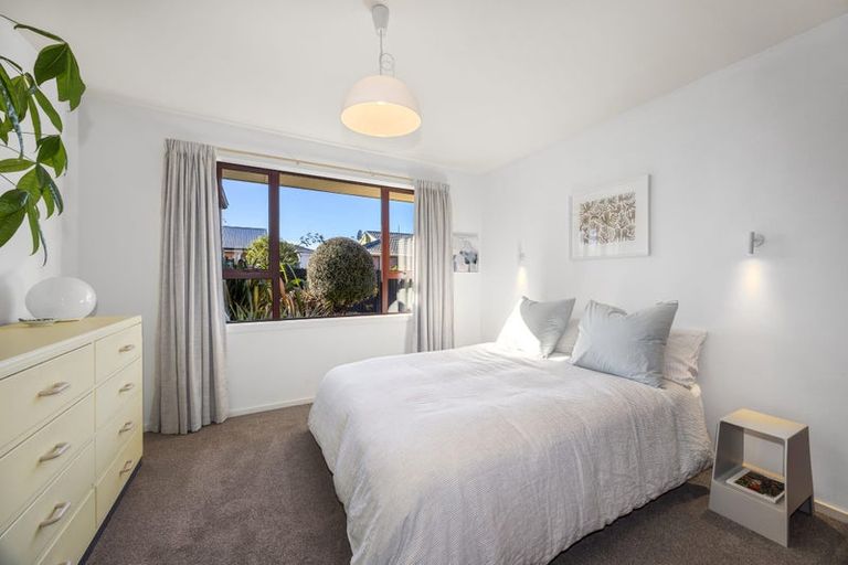 Photo of property in 2/57 Reynolds Avenue, Bishopdale, Christchurch, 8053