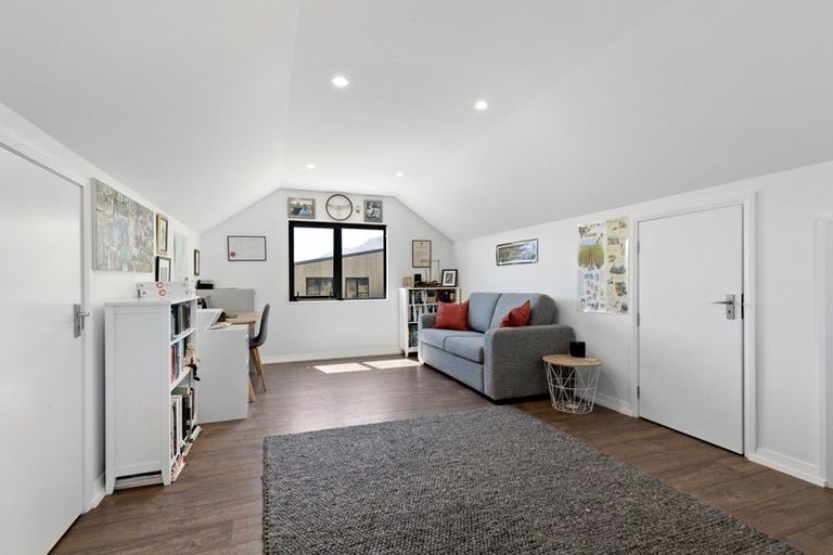 Photo of property in 30 Mckellar Drive, Jacks Point, Queenstown, 9371