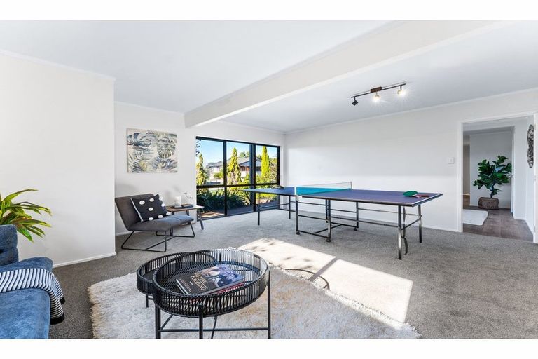 Photo of property in 74 Porritt Avenue, Chatswood, Auckland, 0626