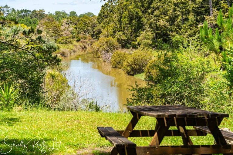 Photo of property in 11 Te Pahi River Drive, Paparoa, Maungaturoto, 0583