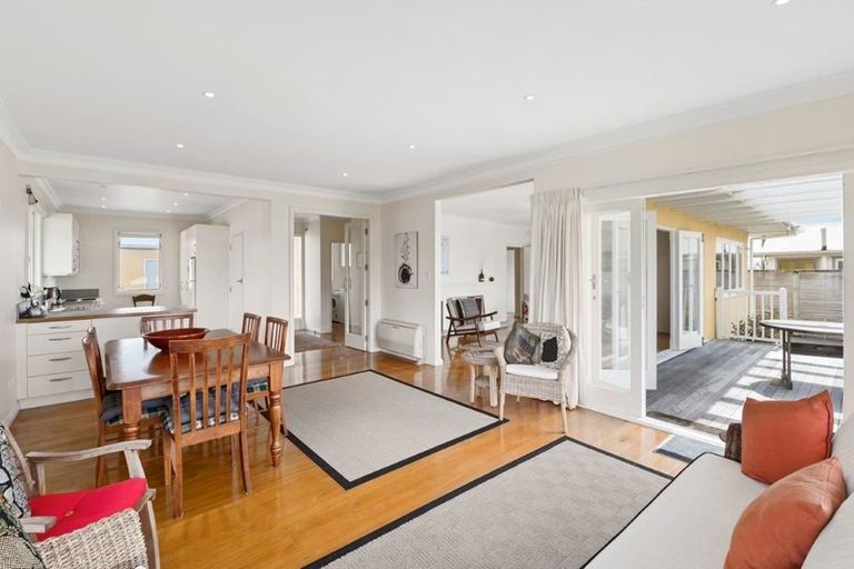 Photo of property in 12 Heperi Street, Waikanae Beach, Waikanae, 5036