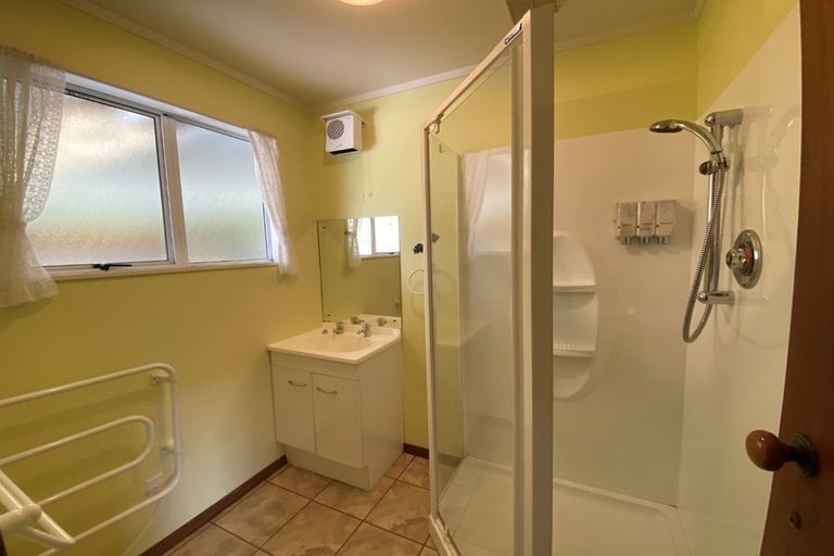 Photo of property in 49 Hampden Street, Picton, 7220