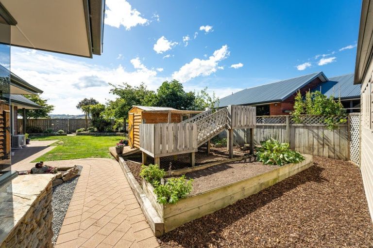 Photo of property in 10 Titri Place, Mosgiel, 9024