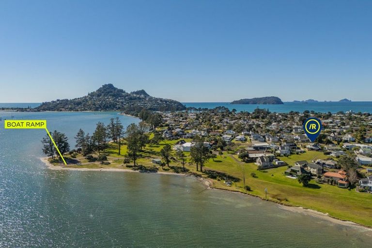 Photo of property in 29 Pleasant Place, Pauanui, Hikuai, 3579
