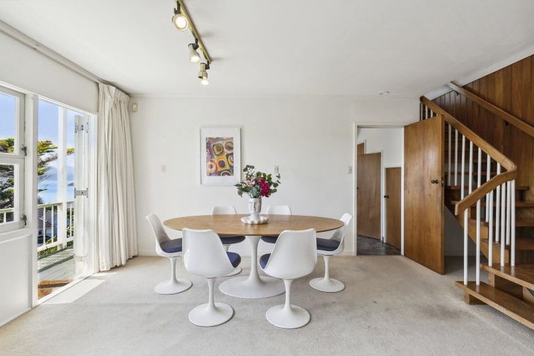 Photo of property in 67 Wadestown Road, Wadestown, Wellington, 6012