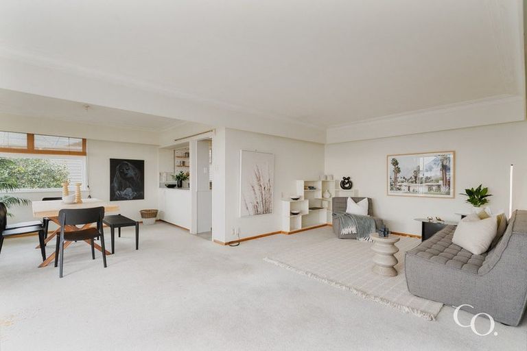 Photo of property in 10 Pillans Road, Otumoetai, Tauranga, 3110