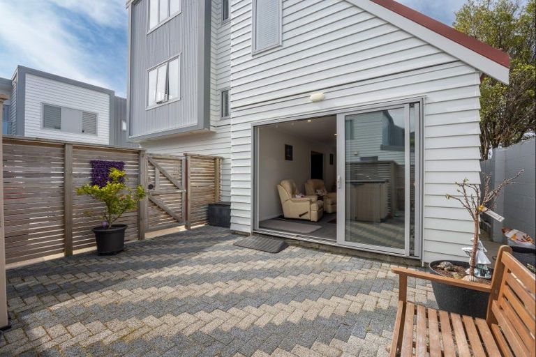 Photo of property in 1/87 Victoria Street, Alicetown, Lower Hutt, 5010