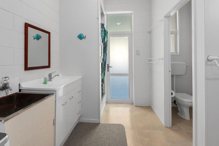 Photo of property in 55 Owai Avenue, Helena Bay, Hikurangi, 0184