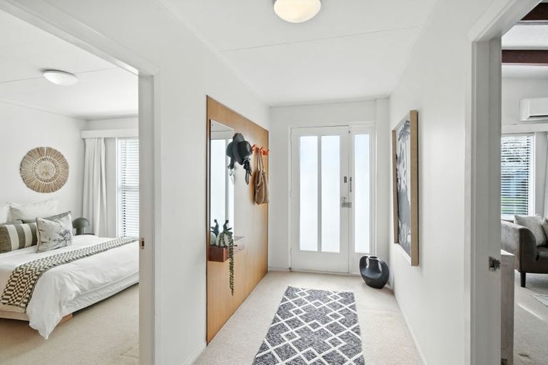 Photo of property in 7 Rosedale Place, Avonhead, Christchurch, 8042