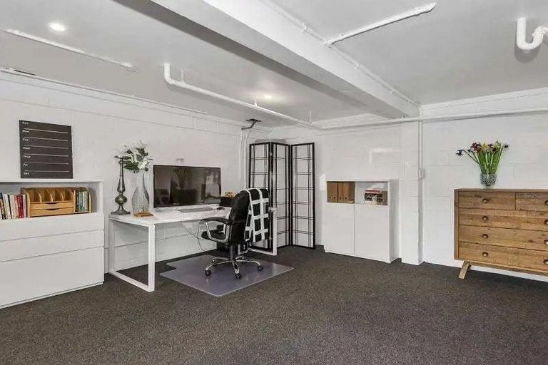Photo of property in 2/3 Puutikitiki Street, Hamilton East, Hamilton, 3216