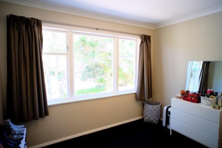 Photo of property in 4 Onepu Road, Pukerua Bay, 5026